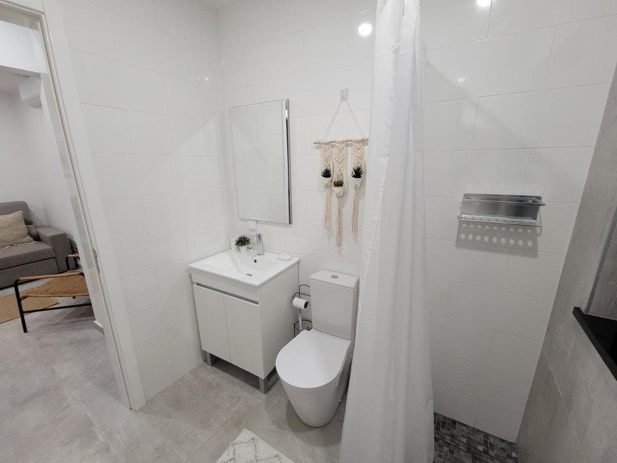 Mf Terceira - Villa With Terrace & Ocean Views Praia da Vitória Esterno foto